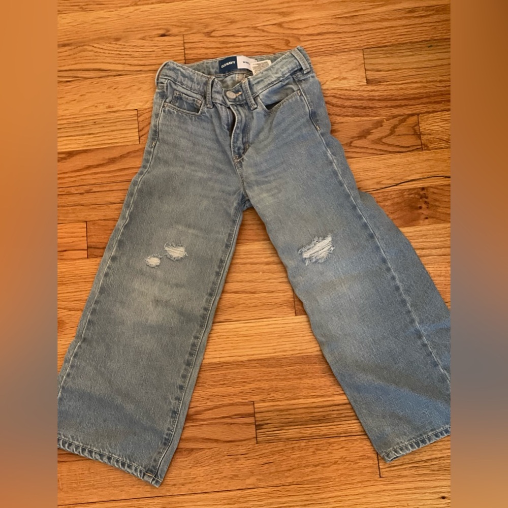 Old Navy wide leg distressed jeans 5T
